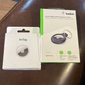 Apple airtag and holder